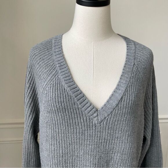 Torrid Vneck Ribbed Tunic Sweater Grey Side Zip 1 1X - Picture 2 of 10